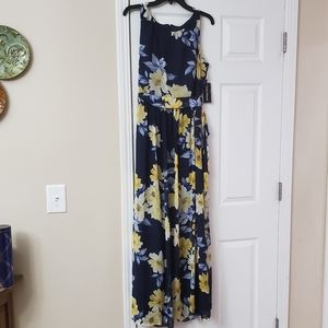 Jessica Howard Floral Maxi Dress